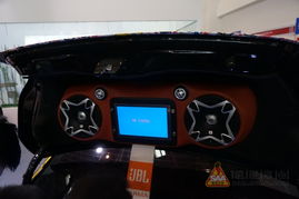 声光盛宴与个性绽放 探秘2014中国汽车用品展上的改装音响与装饰潮流